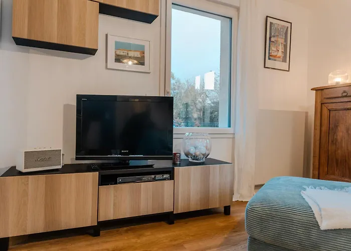 Bleu Serena - Parking - Jardin - By Primo Caen